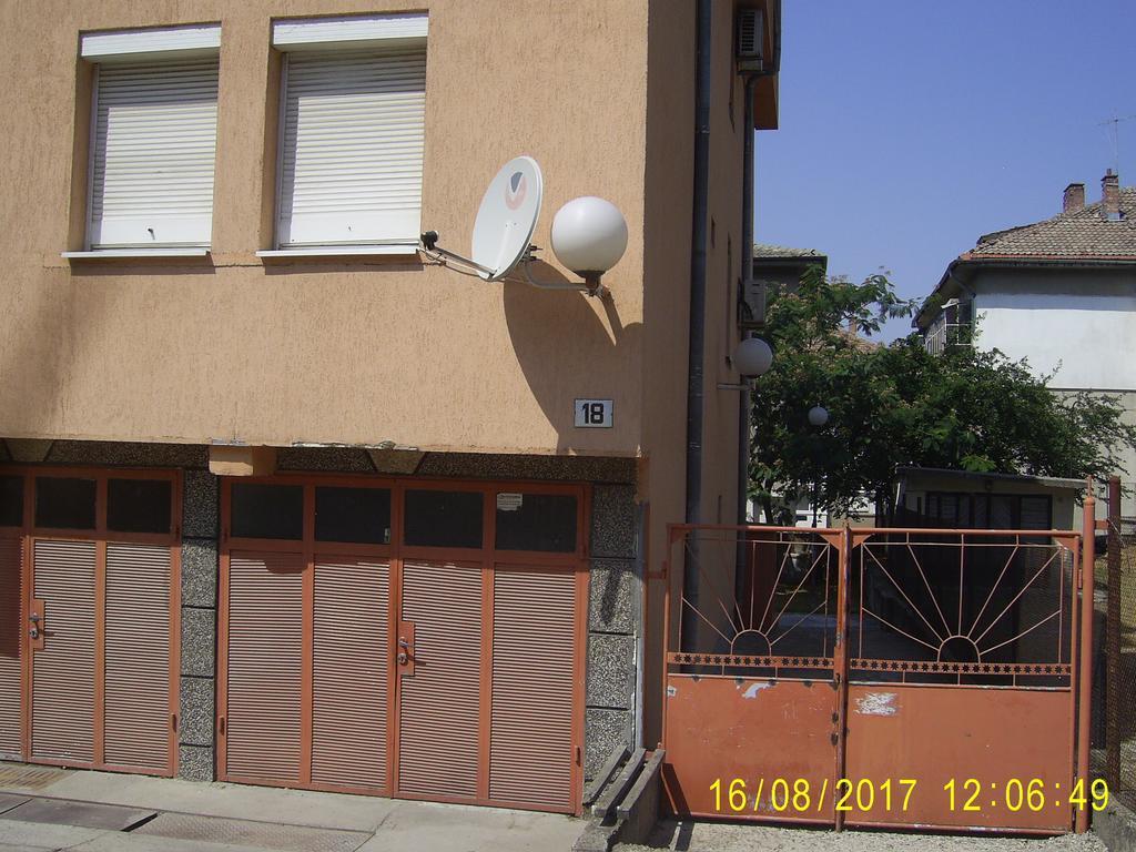 Studio Pleven Center Apartment Bilik gambar